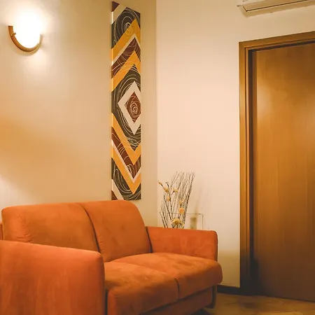 Santa Cecilia - Rooms&suite 招待所